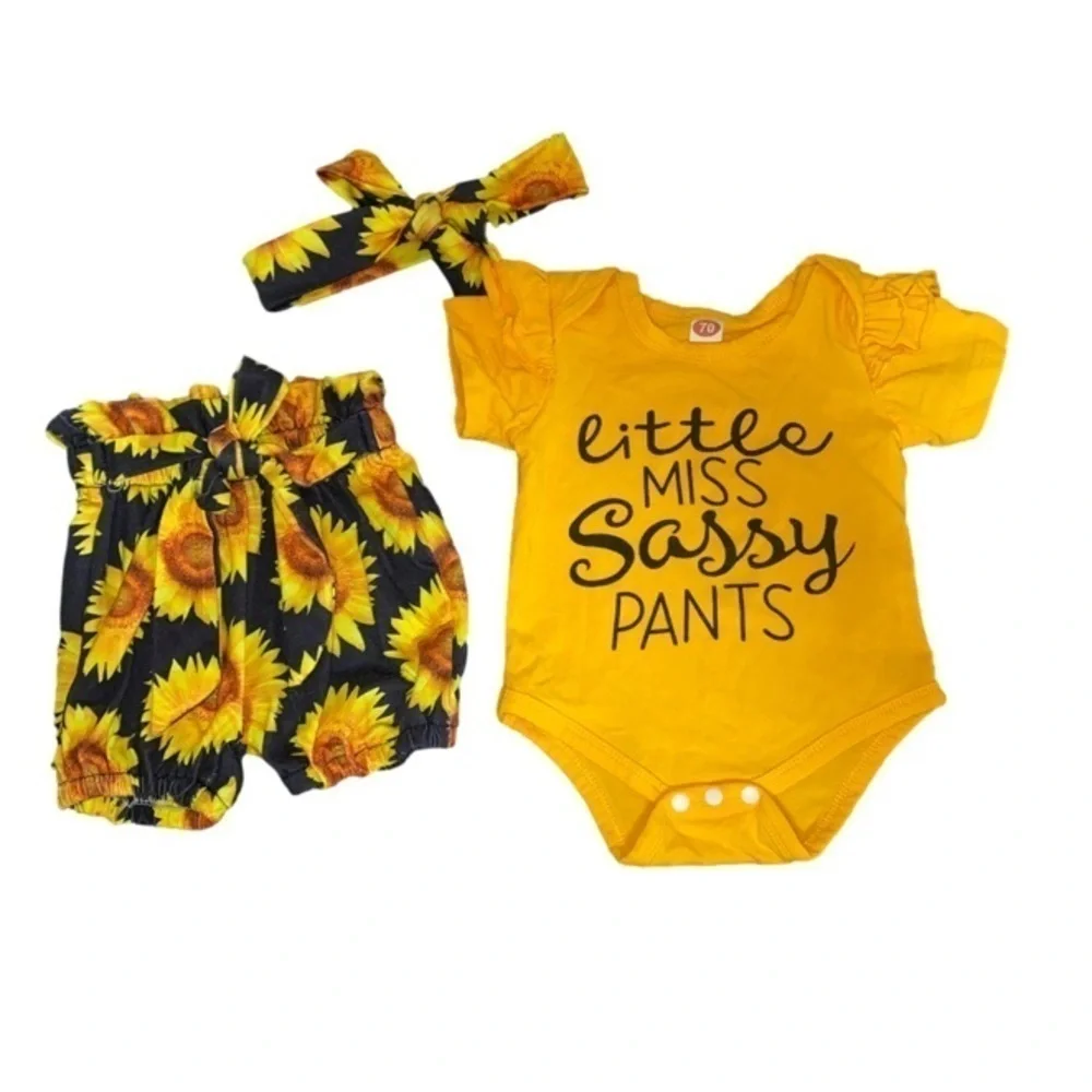 ⭐️3/$20 Baby Girl Sunflower matching set, Size 6 months.